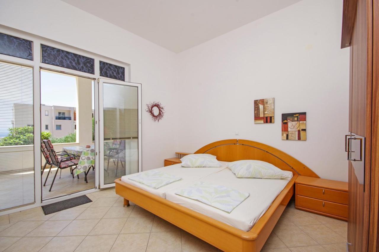 Matanovi Dvori Md Apartments มาคาร์สกา ภายนอก รูปภาพ