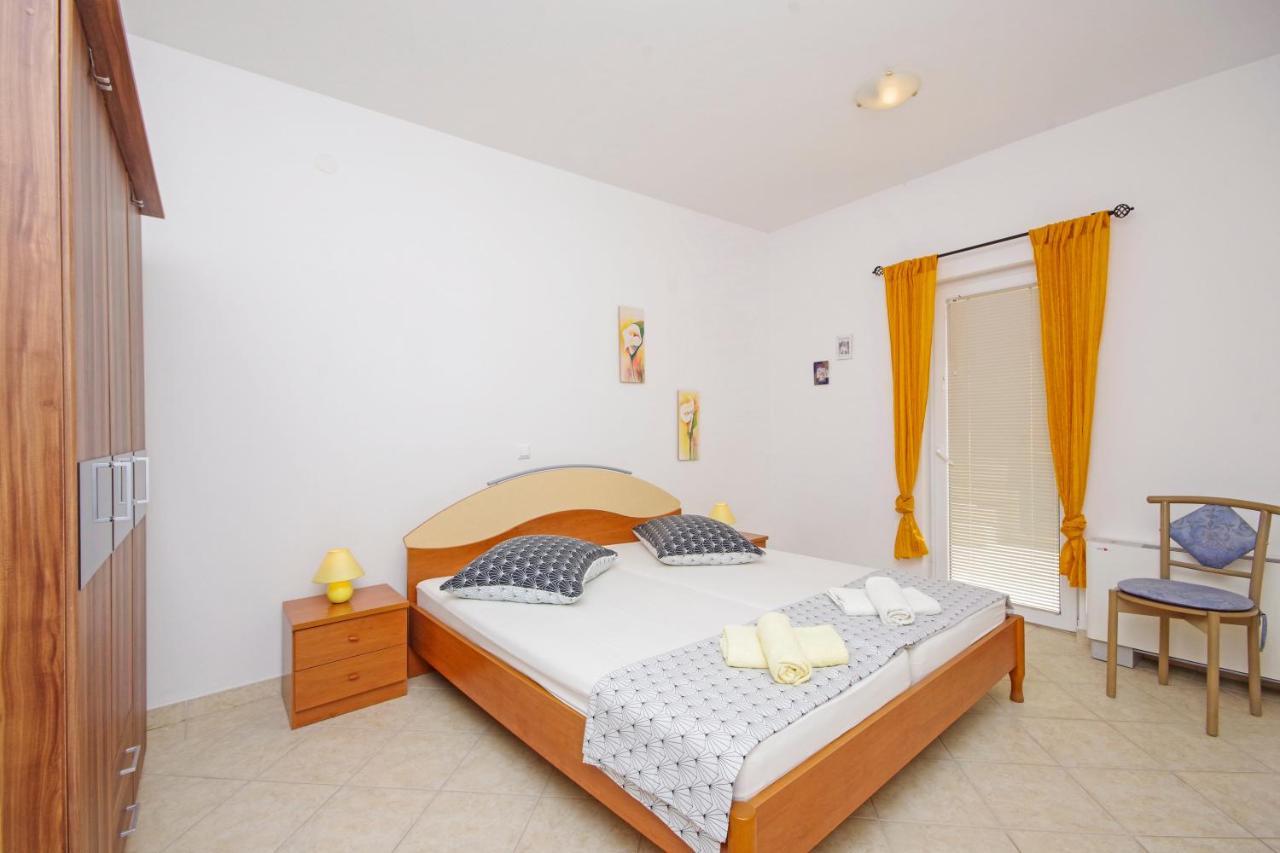 Matanovi Dvori Md Apartments มาคาร์สกา ภายนอก รูปภาพ