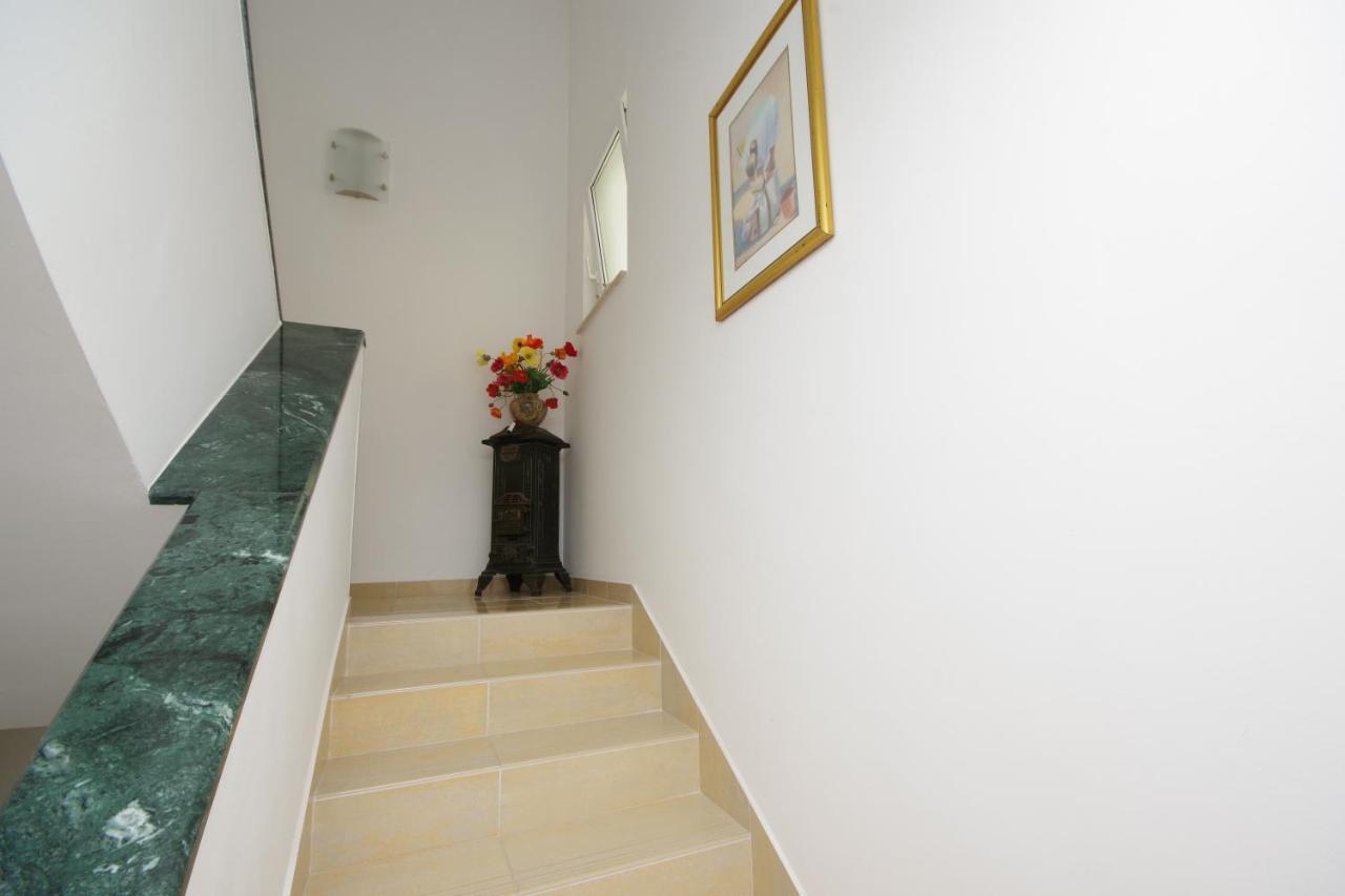 Matanovi Dvori Md Apartments มาคาร์สกา ภายนอก รูปภาพ
